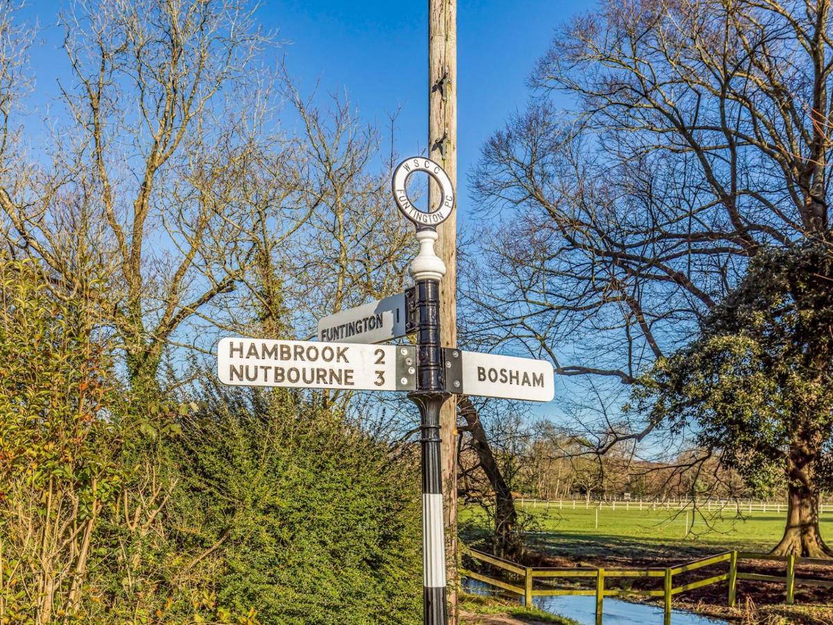 צ'יצ'סטר Pass The Keys Charming Downland Cottage מראה חיצוני תמונה