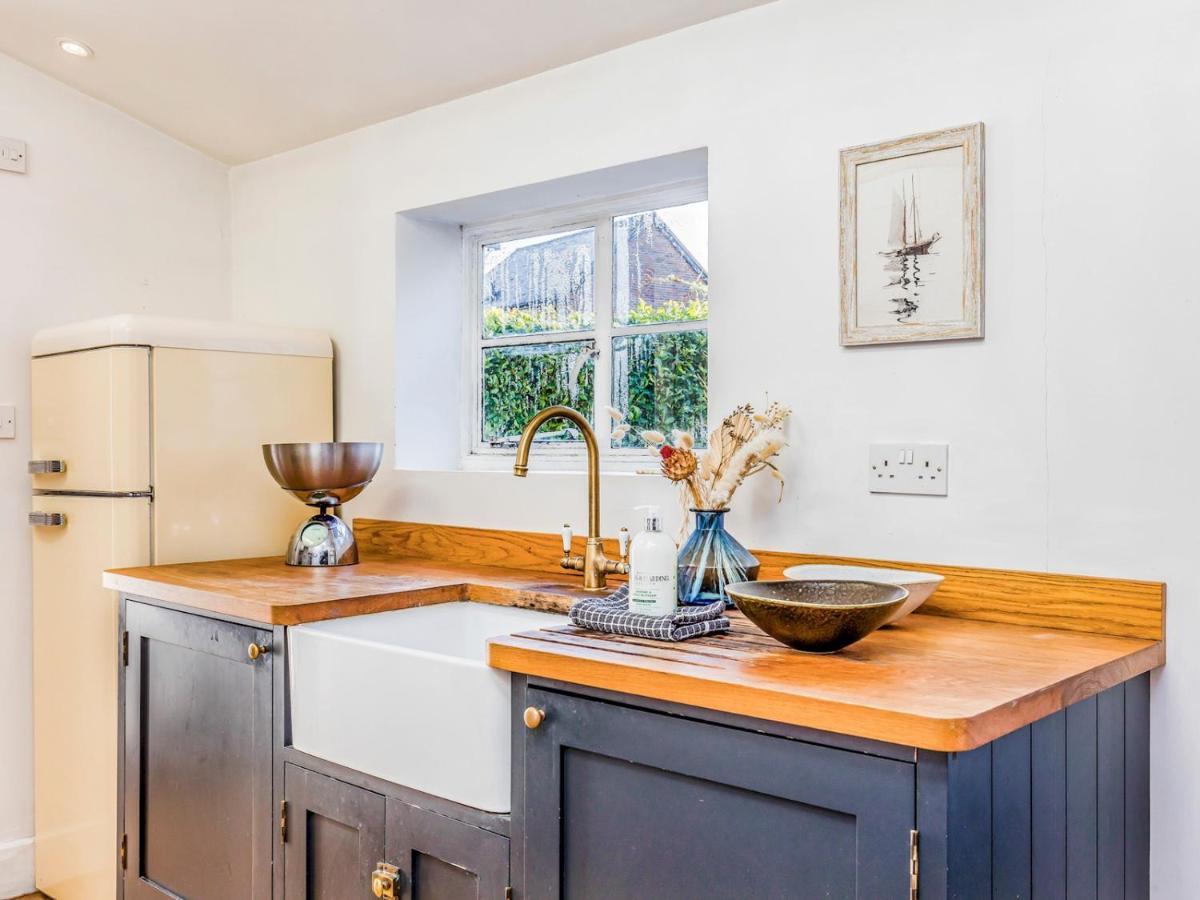 צ'יצ'סטר Pass The Keys Charming Downland Cottage מראה חיצוני תמונה
