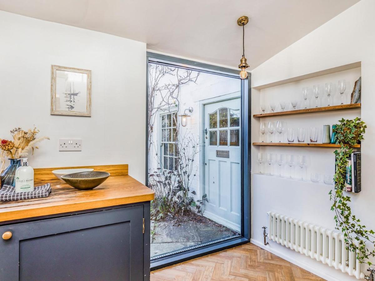 צ'יצ'סטר Pass The Keys Charming Downland Cottage מראה חיצוני תמונה